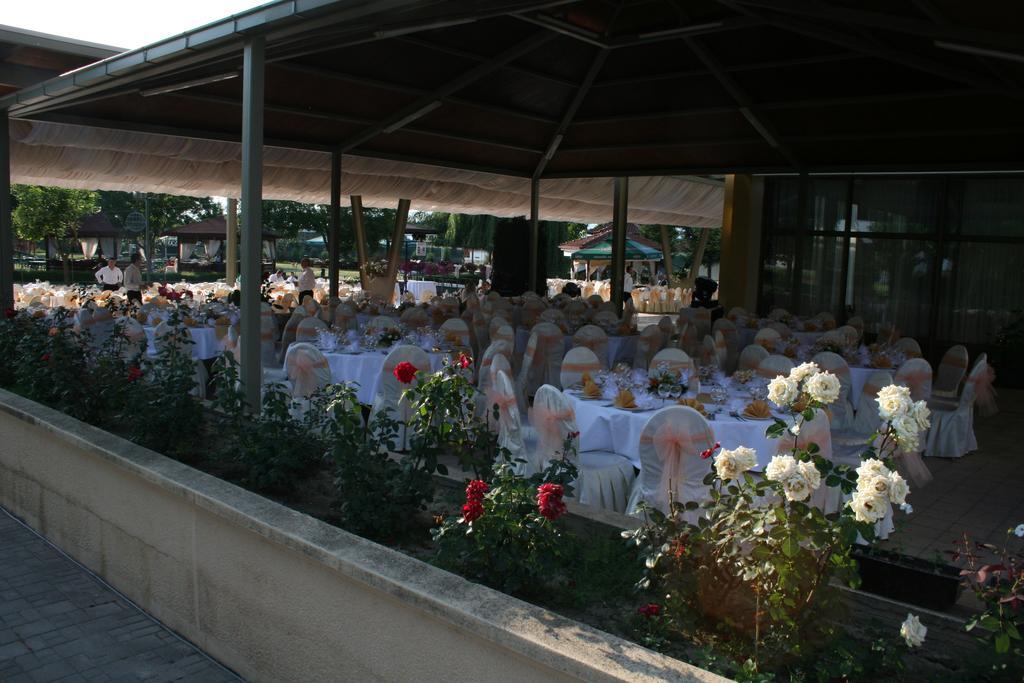 Hotel Bellevue Skopje Esterno foto